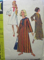 8230 MCCALLS CAFTAN/ BEACH ROBE/ DRESS 2 LENGTHS 1966 PATTERN 14 34''B